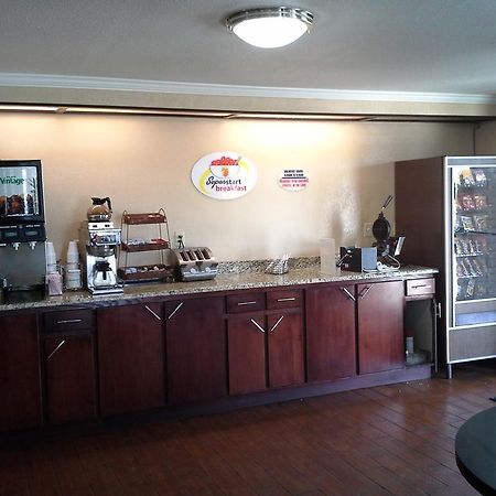 Travelodge By Wyndham Tulsa Kültér fotó
