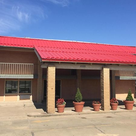 Travelodge By Wyndham Tulsa Kültér fotó