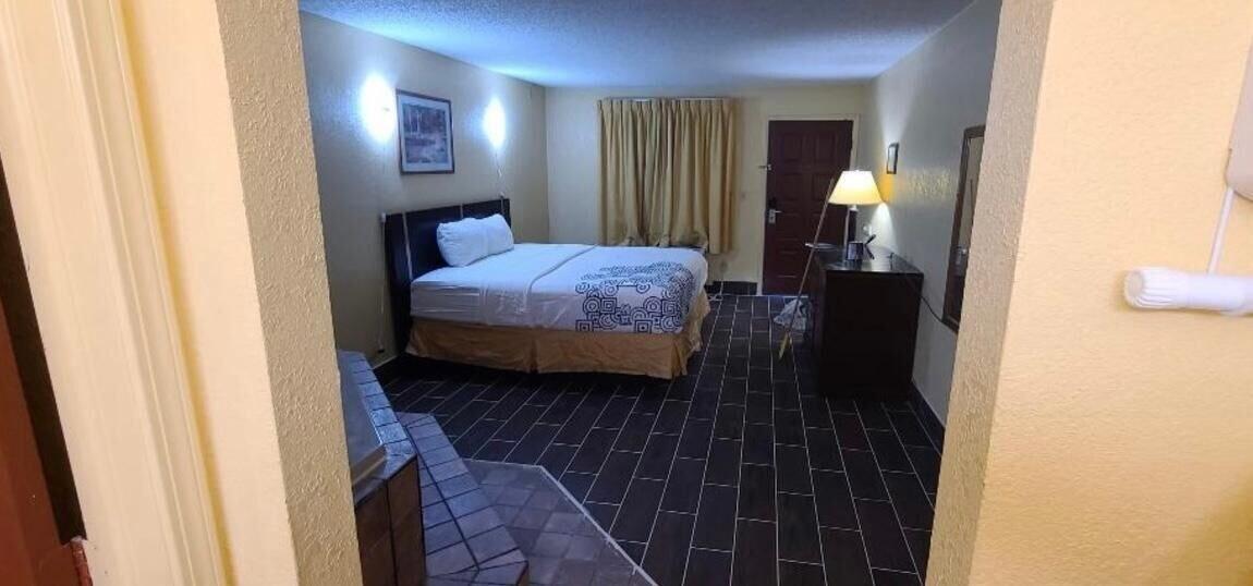 Travelodge By Wyndham Tulsa Kültér fotó